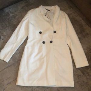 Boohoo white blazer size 8